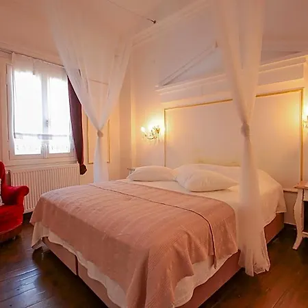 Moshinos Otel *